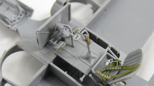Yak-7B Colored Kit (Zvezda) 1/48
