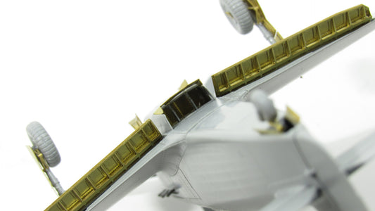 Yak-9D landing flaps (Zvezda) 1/48