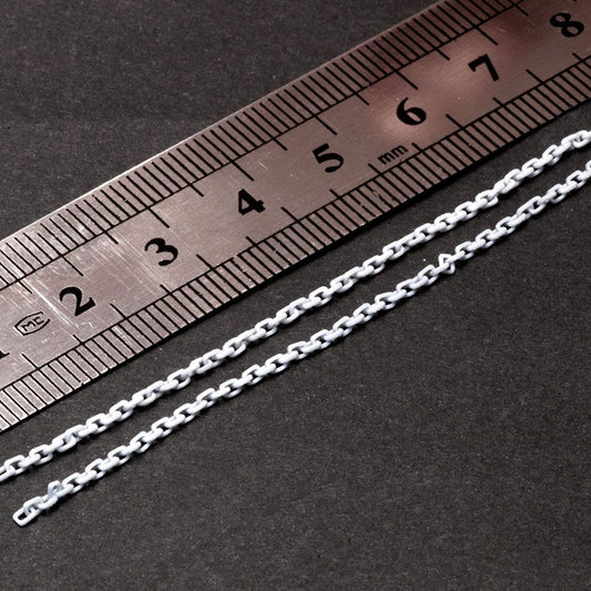 Chain with rectangular link 1.5 x 2.0 x 0.5mm size M