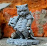 Mursieur The Lion Heart - Cat Knight figure