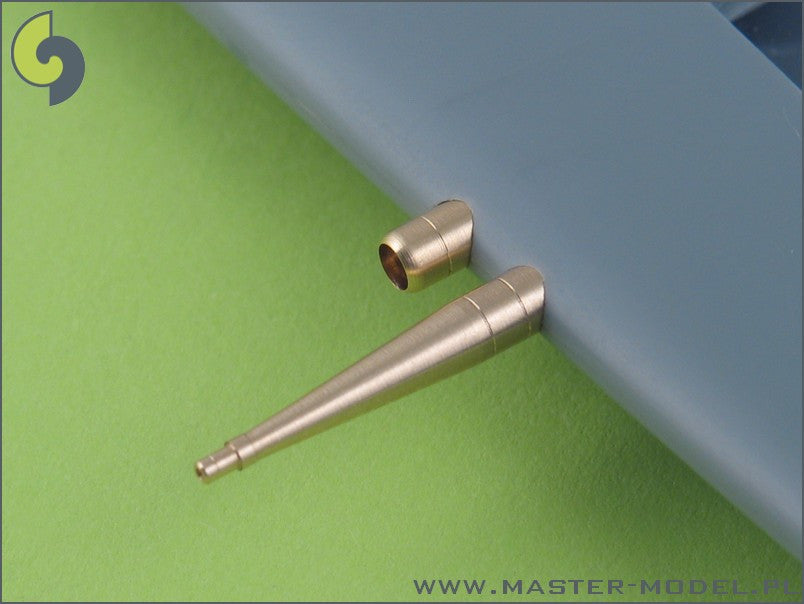 Supermarine Spitfire early E wing - Hispano 20mm and 50cal