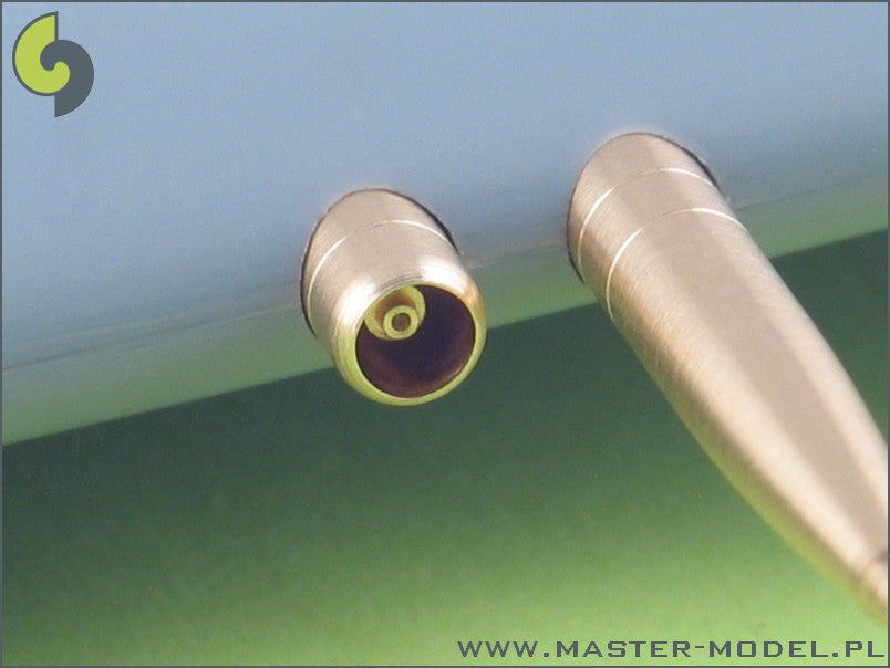 Supermarine Spitfire late E wing - Hispano 20mm