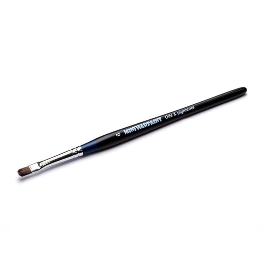 Brush for oils and pigments No. 6 with a short handle