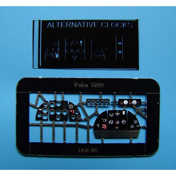 I.A.R.80 early Instrument Panel